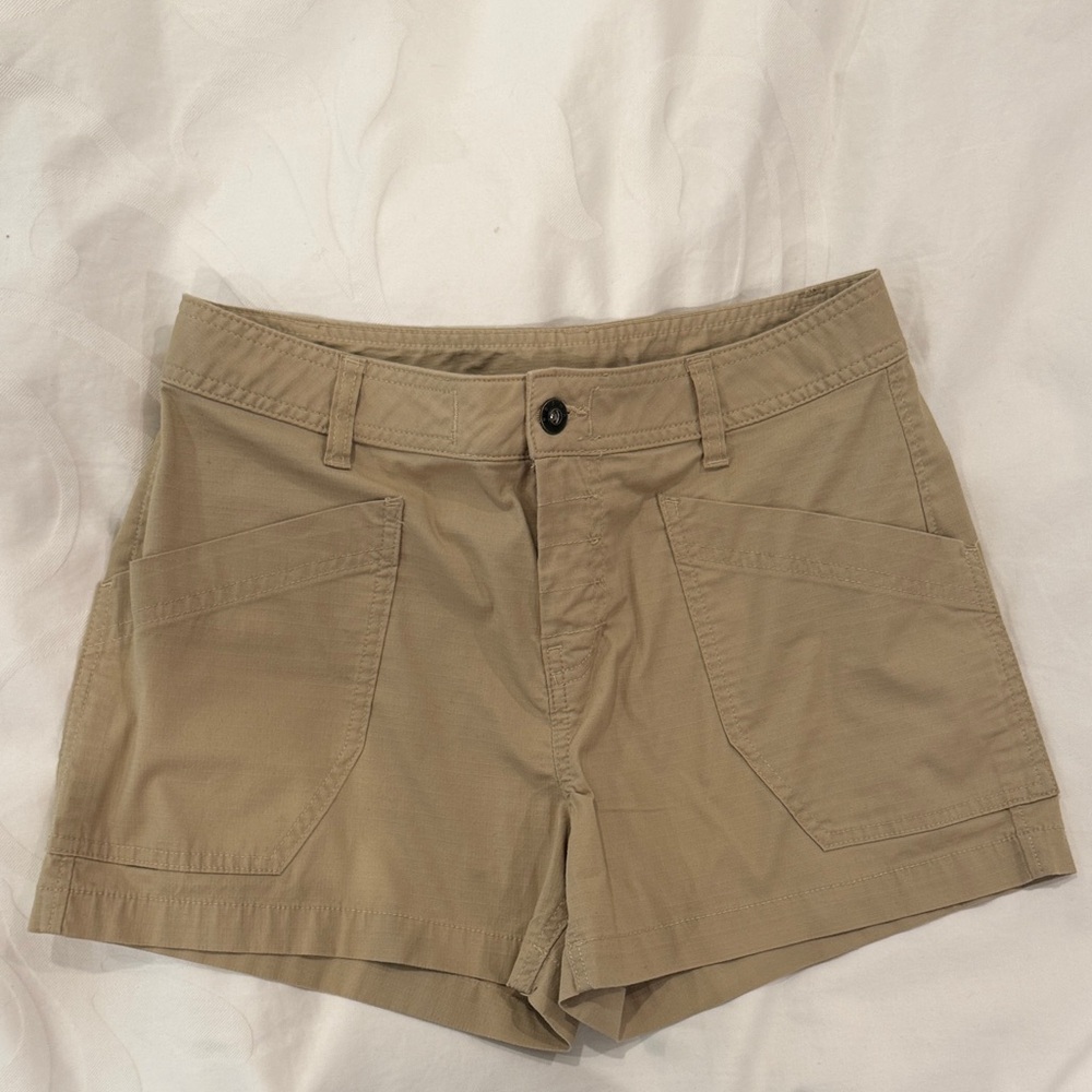 Prana Women's Palisades ripstop shorts in sandstone